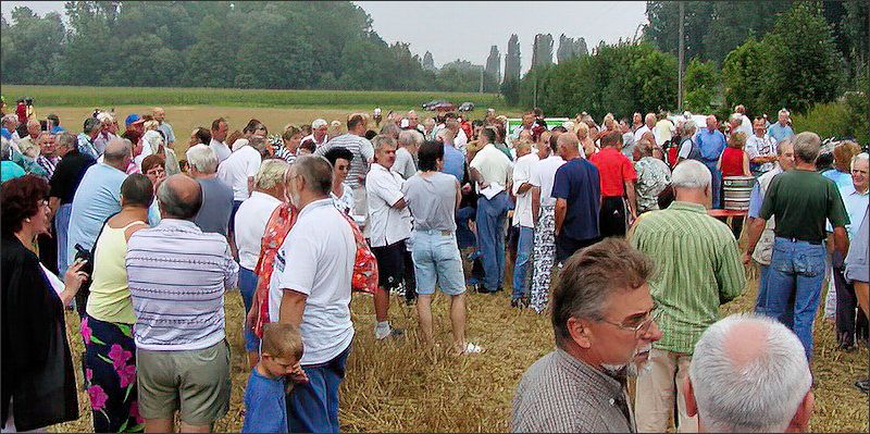 Protestveranstaltung der Aktion „Polder – Nein Danke“ am 31. August 2002 in Altrip