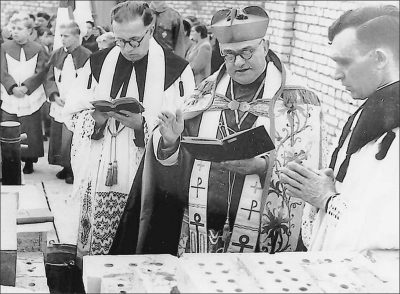 Grundstein für katholische Kirche gelegt