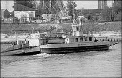 Die erste Motorfähre