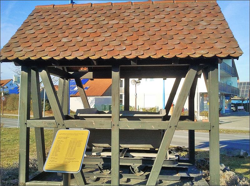 Das Ziegeleidenkmal in Altrip - Errichtet mit Unterstützung des Heimat- und Geschichtsvereins Altrip e.V.