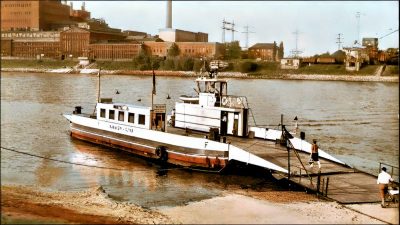 Die erste Altriper Motorfähre