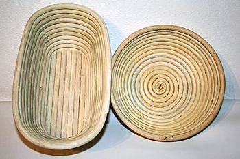 Backzubehör: verschiedene Gärkörbe